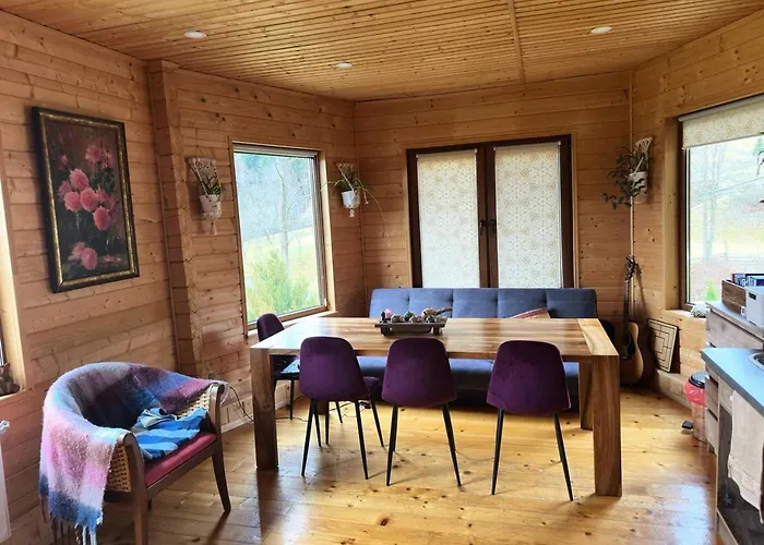Ananda Space аренда будинку у ретритному центрі карпати Semesterbostad *