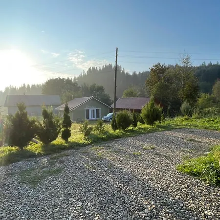 Ananda Space аренда будинку у ретритному центрі карпати